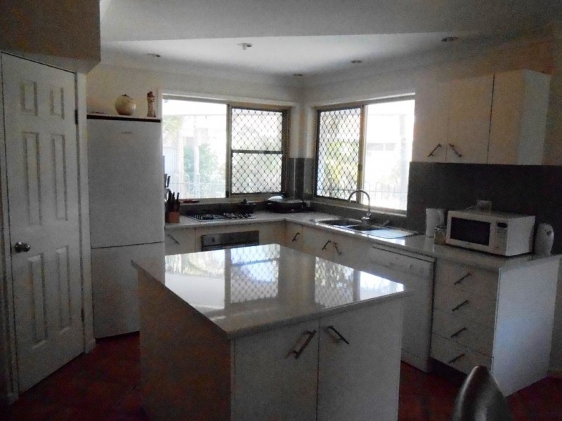 9 Stafford Close, Kirwan QLD 4817