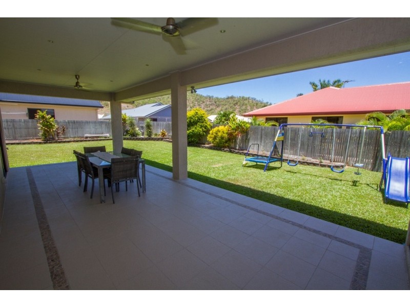 37 Thorn Street, Mount Louisa QLD 4814