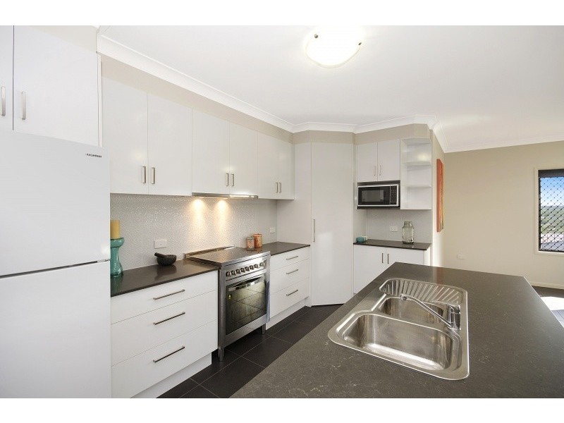 68 Klewarra Bvd, Douglas QLD 4814