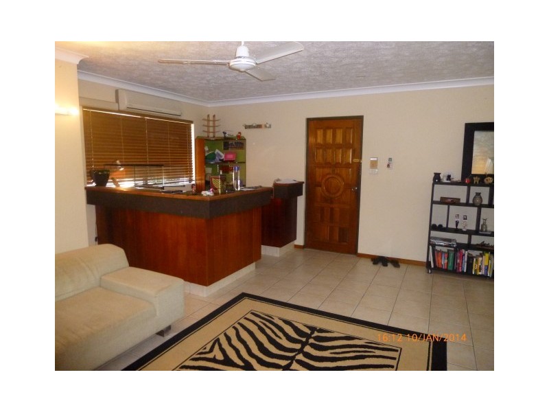 6/8 Goldring Street, Hermit Park QLD 4812