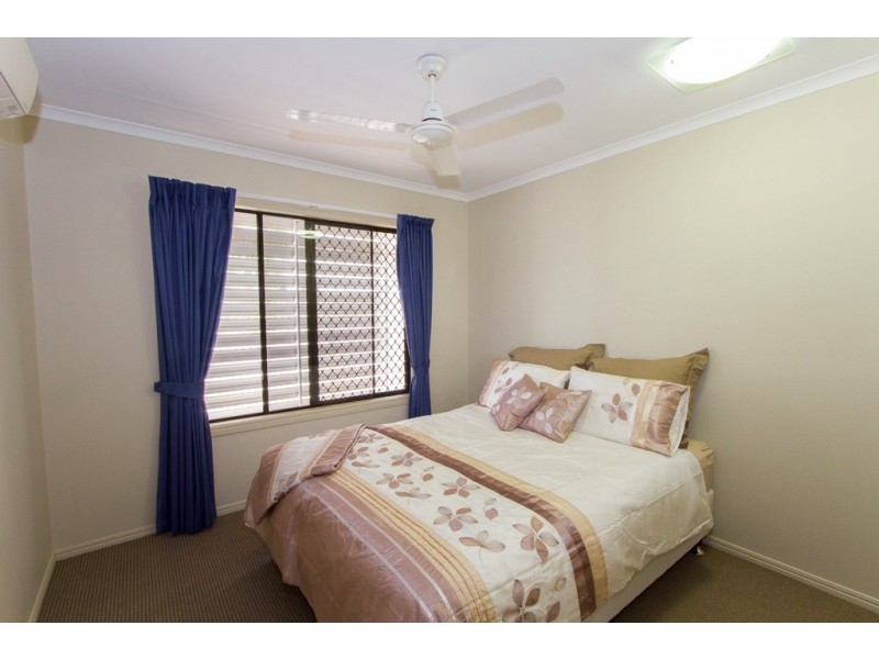 18 Sheerwater Drive, Douglas QLD 4814
