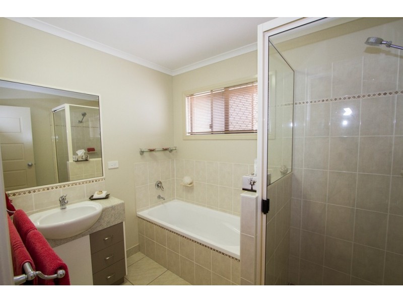 18 Sheerwater Drive, Douglas QLD 4814