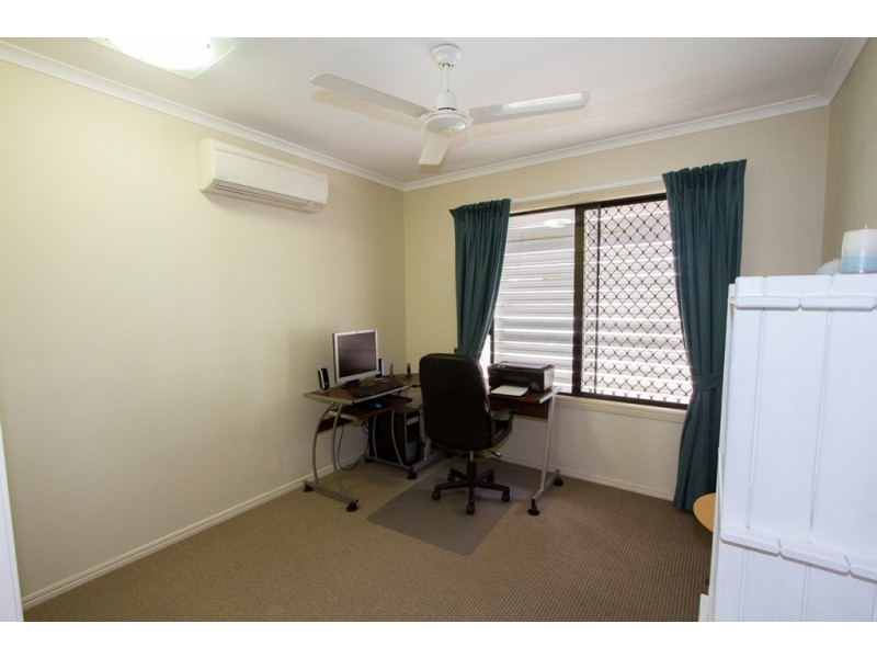 18 Sheerwater Drive, Douglas QLD 4814
