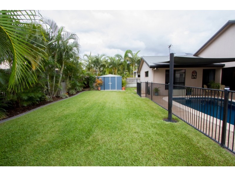 18 Sheerwater Drive, Douglas QLD 4814