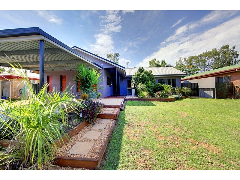 17 Winston Crescent, Kirwan QLD 4817