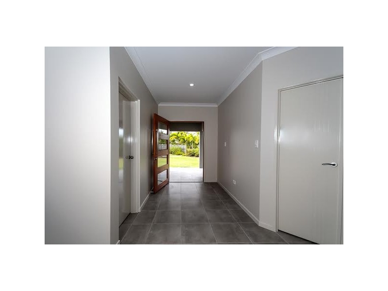 3 Ludlow Court, Mount Low QLD 4818