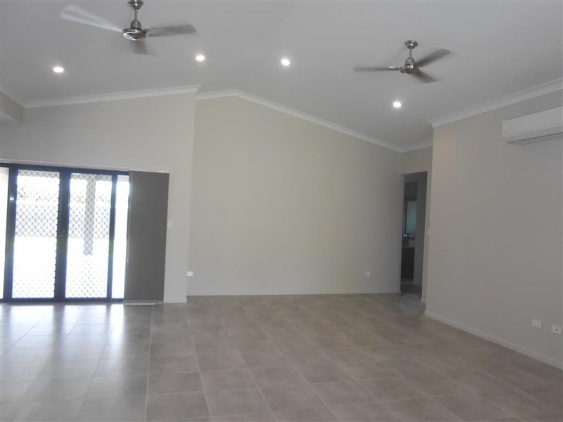 3 Ludlow Court, Mount Low QLD 4818