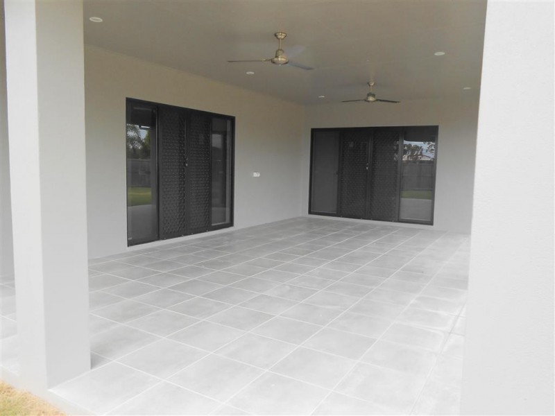 3 Ludlow Court, Mount Low QLD 4818