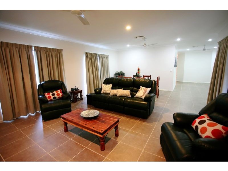 15 Kalynda Parade, Bohle Plains QLD 4817