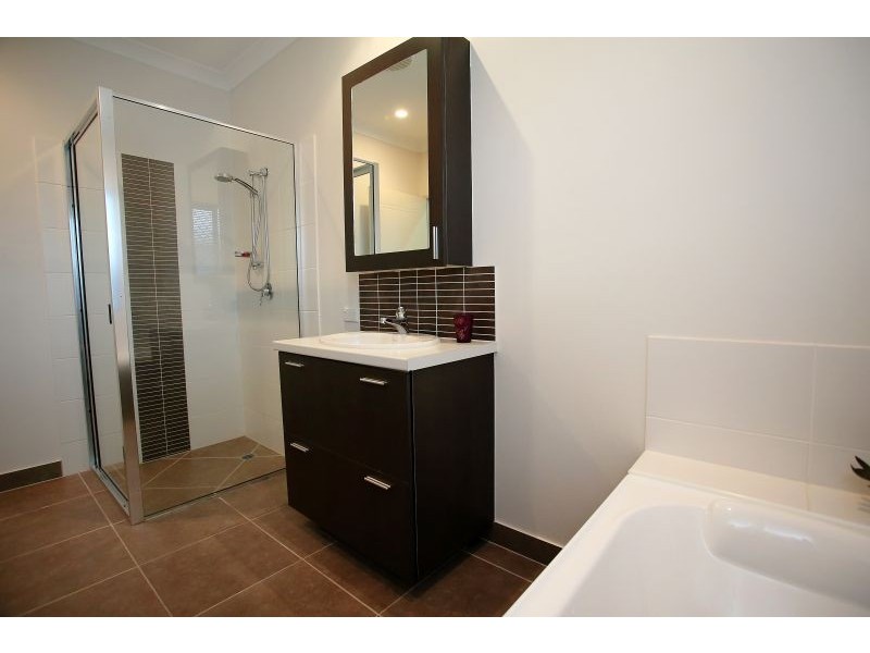 15 Kalynda Parade, Bohle Plains QLD 4817