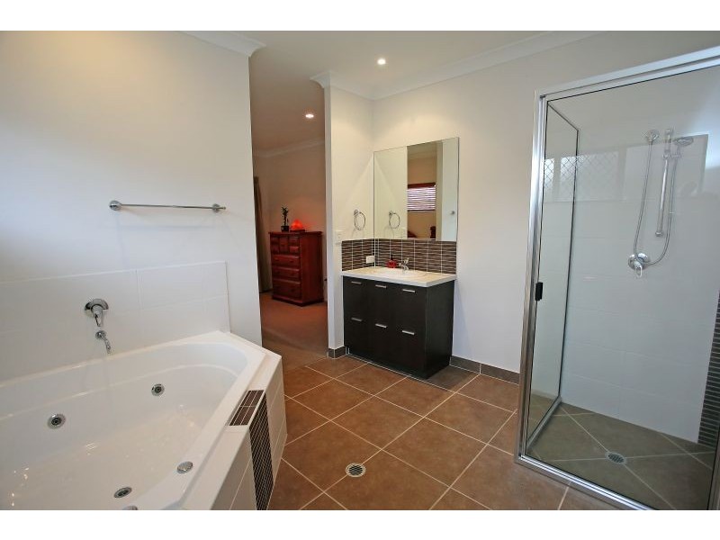 15 Kalynda Parade, Bohle Plains QLD 4817