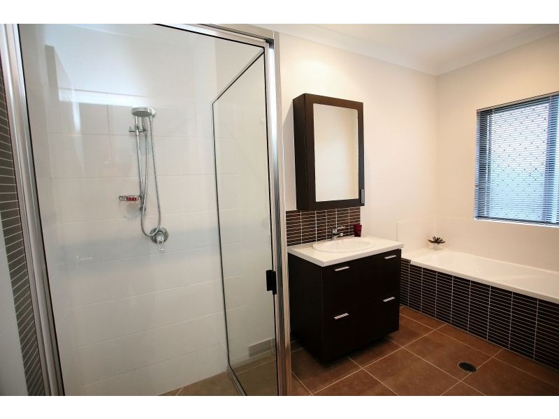 15 Kalynda Parade, Bohle Plains QLD 4817