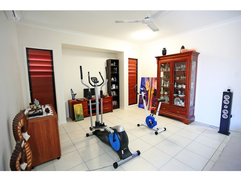 32 Mallorca Circuit, Burdell QLD 4818