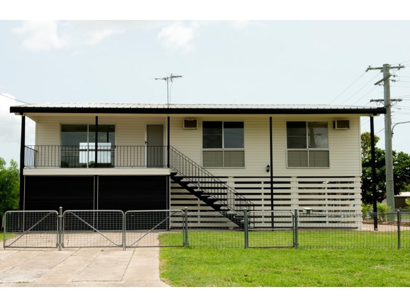 30 Hicks Street, Kirwan QLD 4817