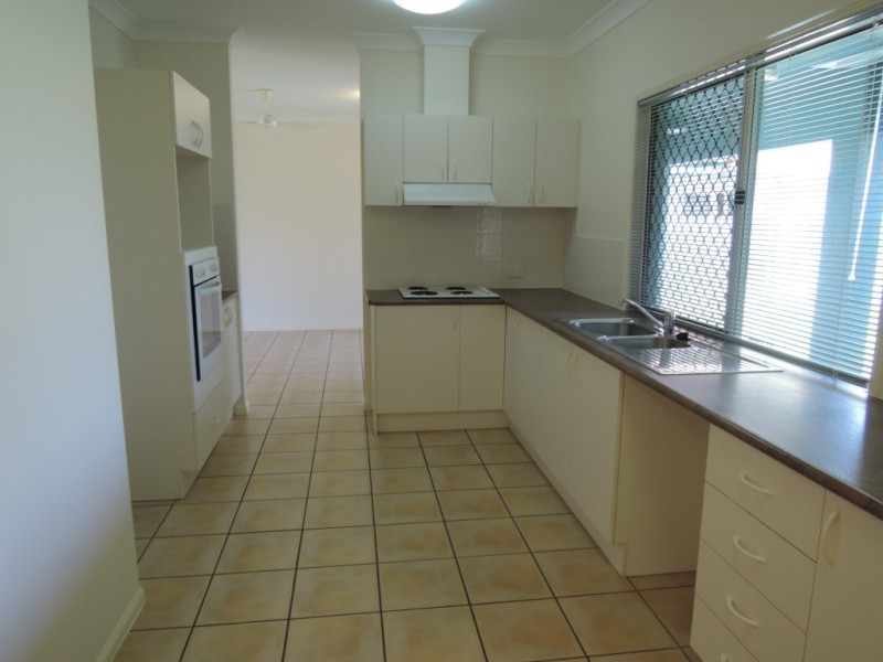 20 Laguna Avenue, Kirwan QLD 4817