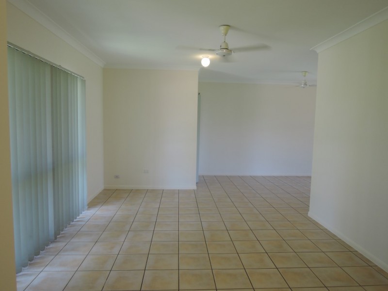 20 Laguna Avenue, Kirwan QLD 4817