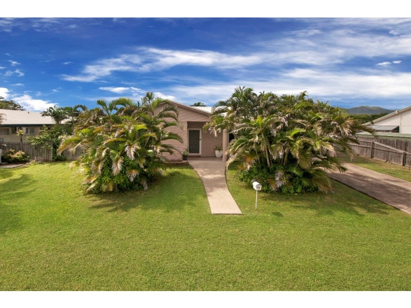 18 Currawong St, Condon QLD 4815