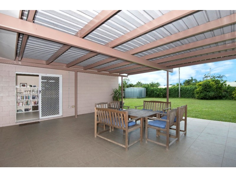 18 Currawong St, Condon QLD 4815