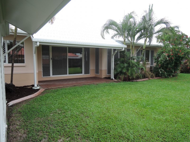 102 River Park Drive, Annandale QLD 4814