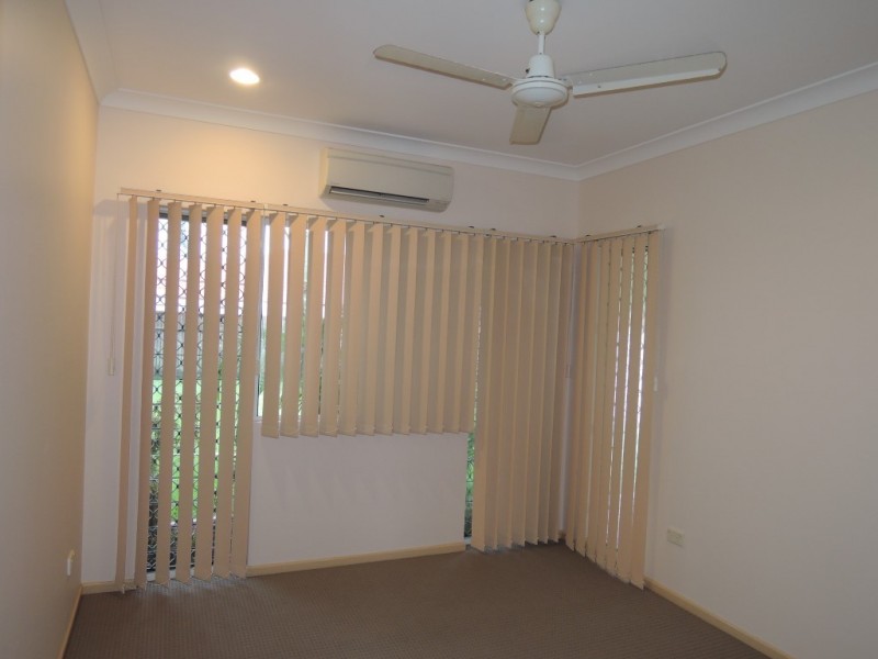 102 River Park Drive, Annandale QLD 4814