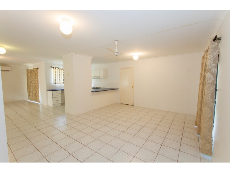 12 Bullock Street, Wulguru QLD 4811
