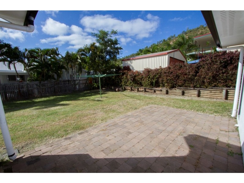 12 Bullock Street, Wulguru QLD 4811