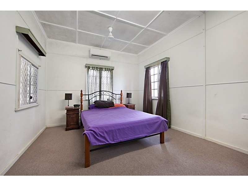 8 Vivian Street, Pimlico QLD 4812