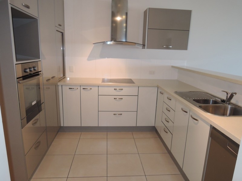 65/42 Warburton Street, North Ward QLD 4810