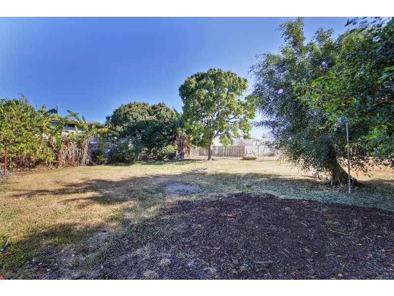 42 Southwood Rd, Stuart QLD 4811