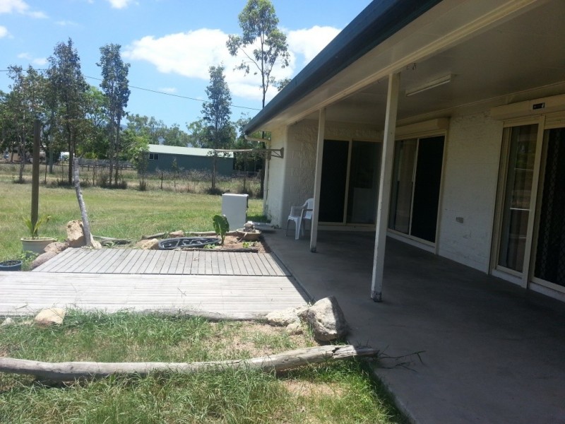 77 Blue Mountain Drive, Bluewater QLD 4818