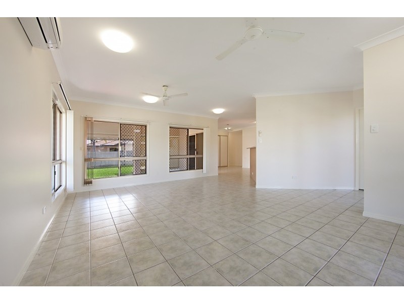 27 Gardenia Avenue, Kirwan QLD 4817