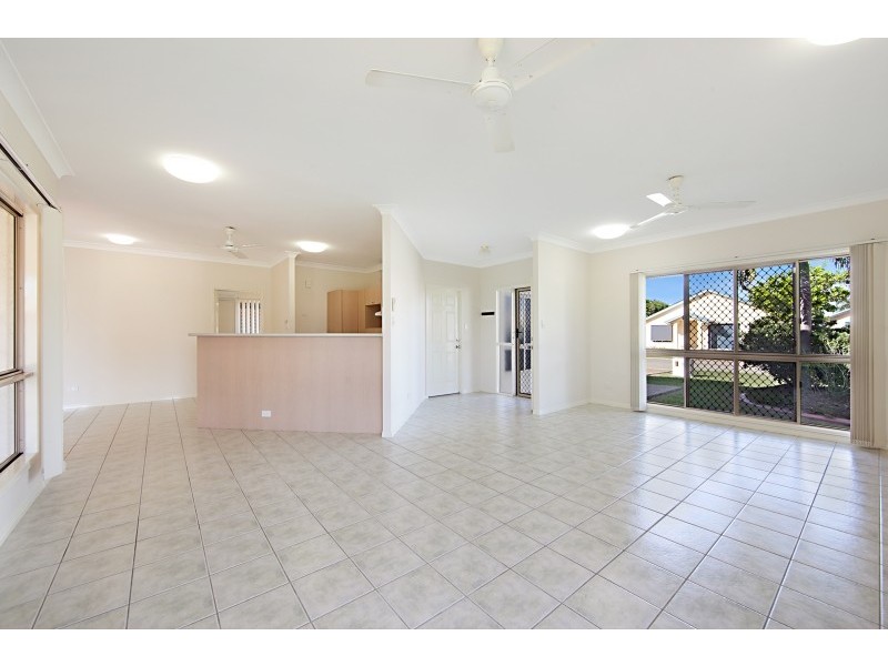 27 Gardenia Avenue, Kirwan QLD 4817