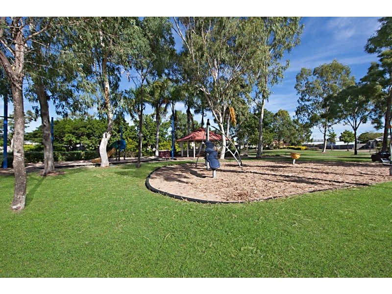 27 Gardenia Avenue, Kirwan QLD 4817