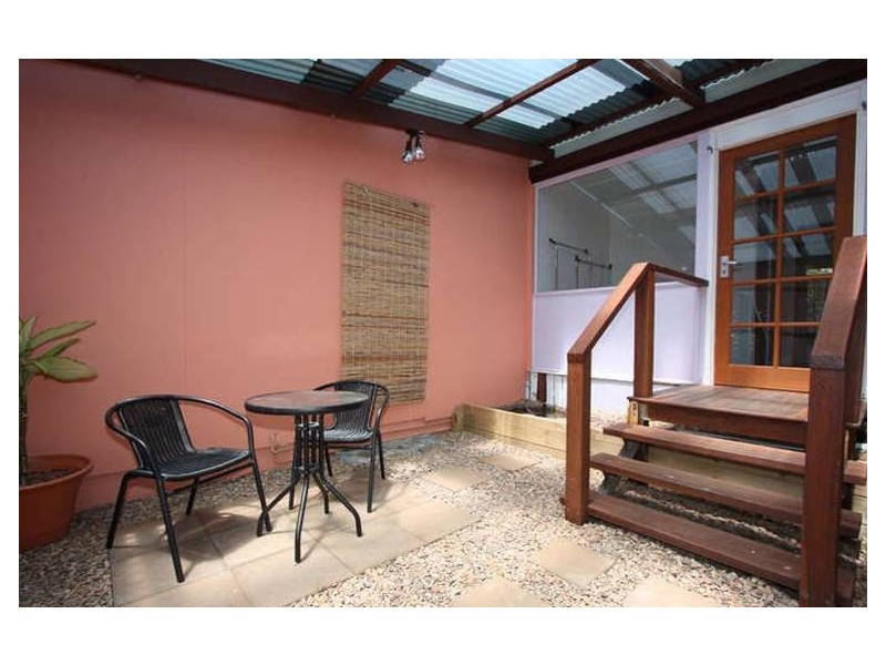 18 Wood Street, Mundingburra QLD 4812