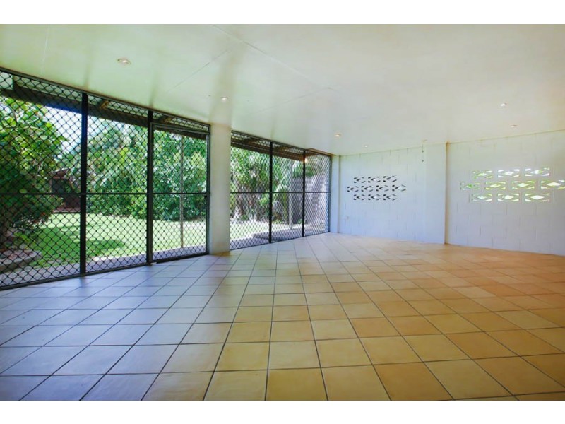 18 Wood Street, Mundingburra QLD 4812