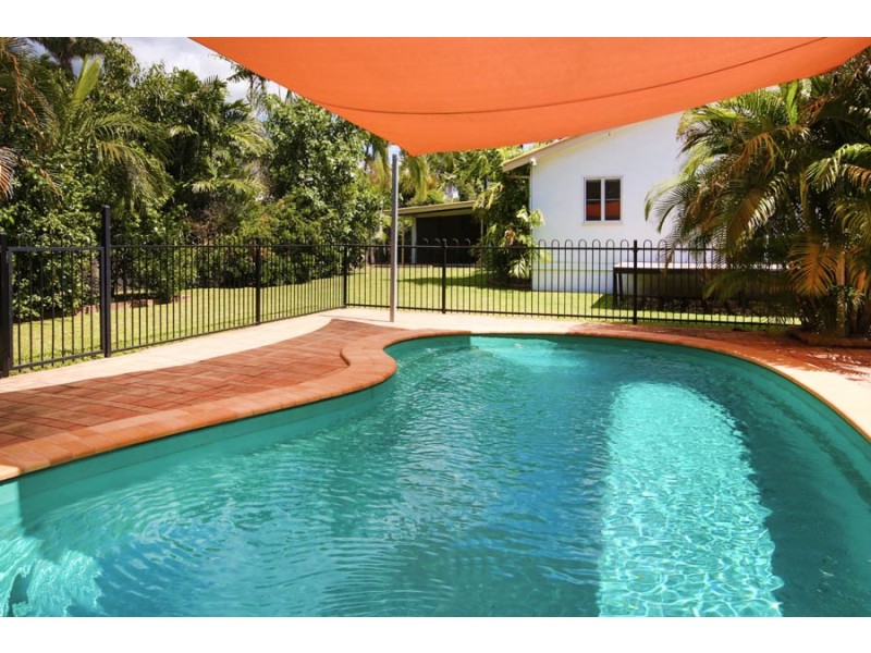 18 Wood Street, Mundingburra QLD 4812