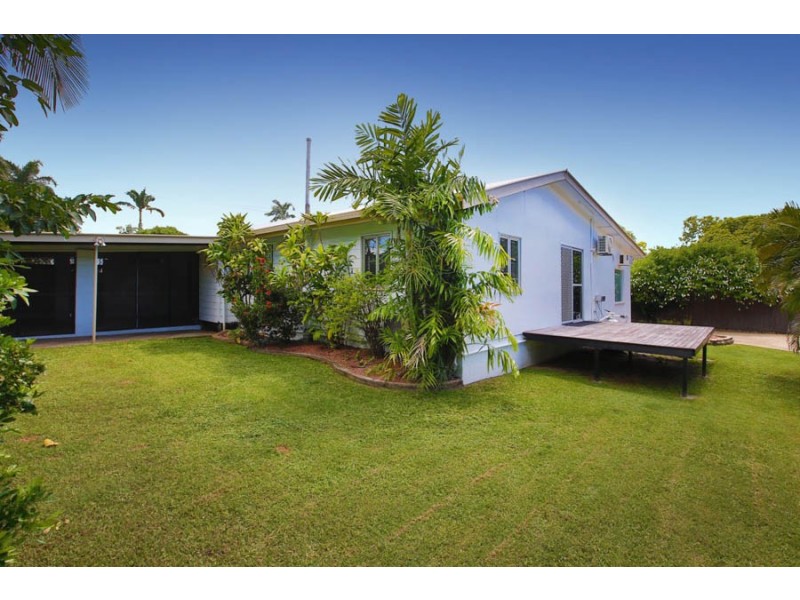 18 Wood Street, Mundingburra QLD 4812