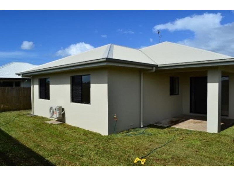 31 Yass Circuit, Kelso QLD 4815