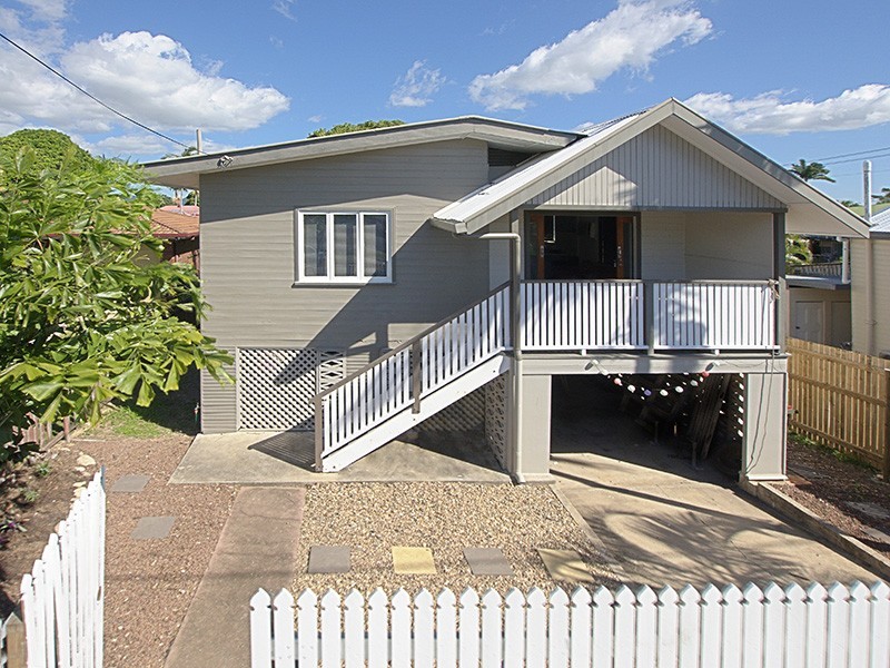 30 North Street, West End QLD 4810