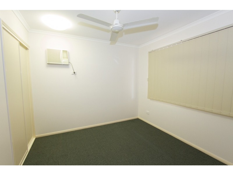 34 Thorn Street, Mount Louisa QLD 4814