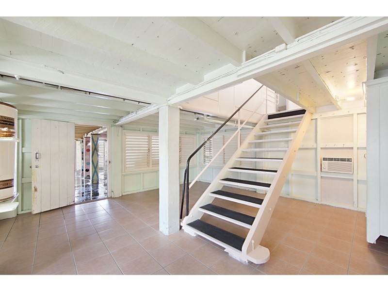 9 Ireland Street, Oonoonba QLD 4811