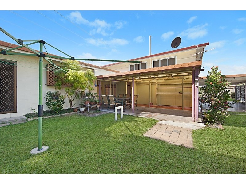 9 Ireland Street, Oonoonba QLD 4811