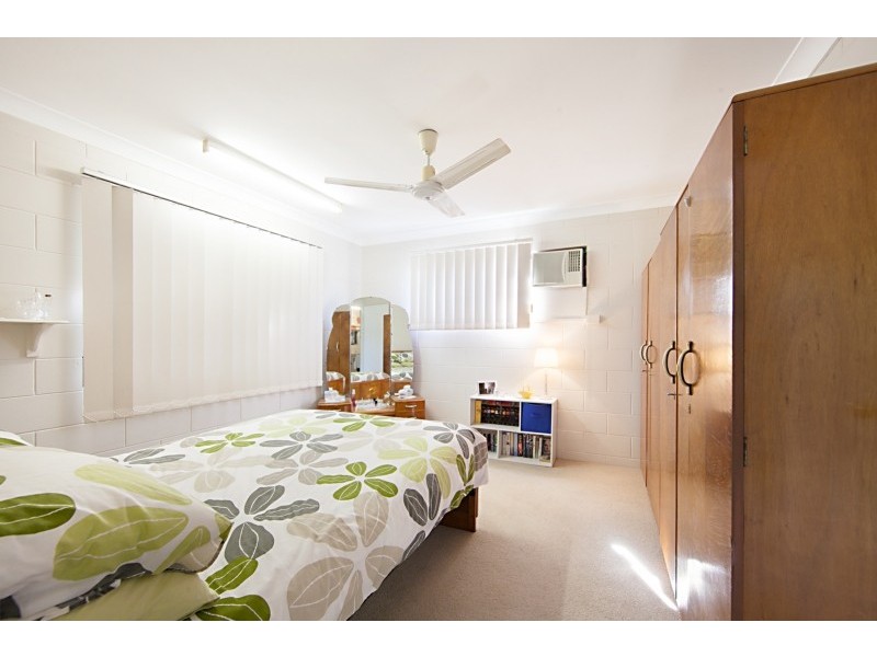 9 Ireland Street, Oonoonba QLD 4811