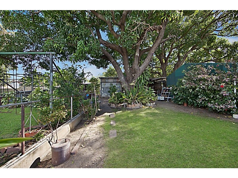 9 Ireland Street, Oonoonba QLD 4811
