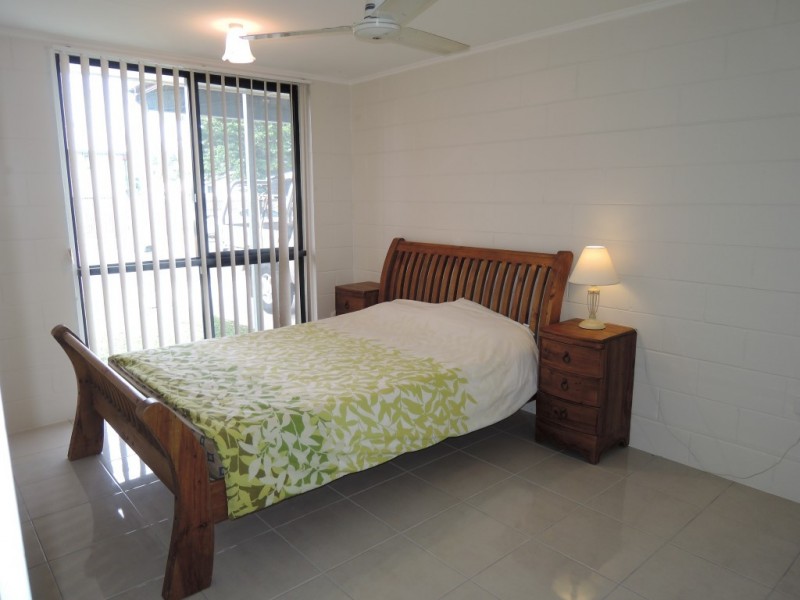 2/22 Palmerston Street, Pimlico QLD 4812