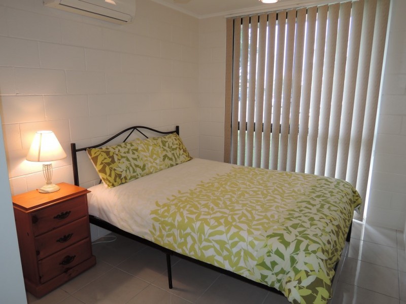 2/22 Palmerston Street, Pimlico QLD 4812