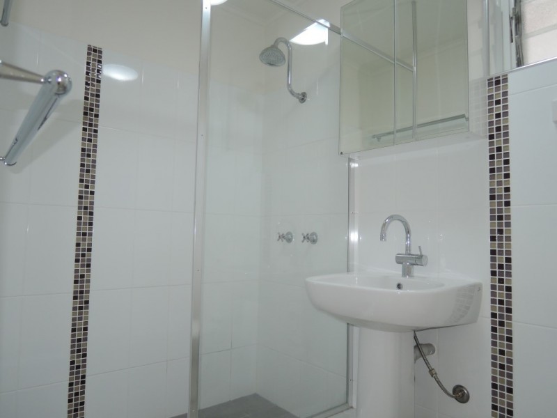 2/22 Palmerston Street, Pimlico QLD 4812