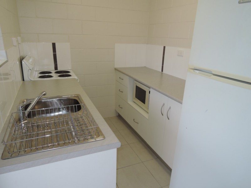 2/22 Palmerston Street, Pimlico QLD 4812