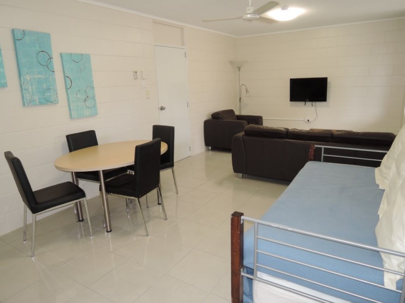 2/22 Palmerston Street, Pimlico QLD 4812