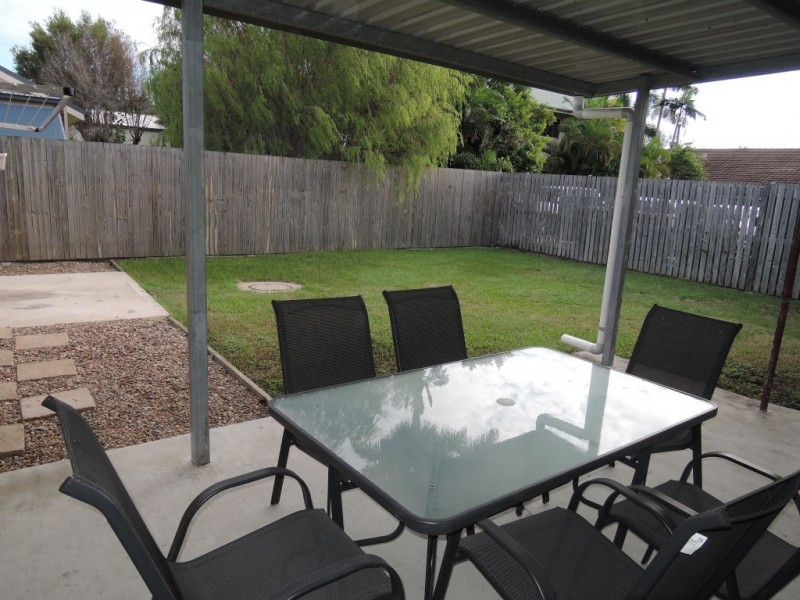 2/22 Palmerston Street, Pimlico QLD 4812